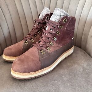 Toms Mesa Ankle Boots Womens Size 8 Lace Up Brown EUC